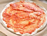 Pizzasås och recept på pizza